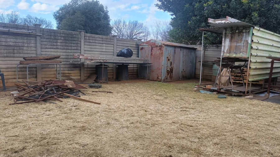 4 Bedroom Property for Sale in Wilkoppies North West
